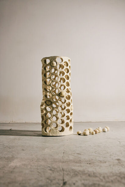 GUNSHOT - a Sculpture & Installation Artowrk by SUSANA NEGRE